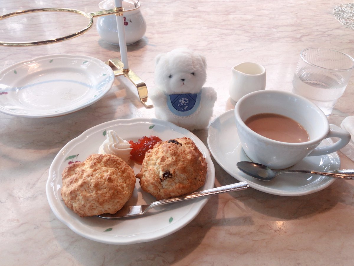 mm__tamago's tweet image. おきにいりのお店のハイティーで保つ人生o( ◜𖥦◝ )o

#ぬい活 
#ぬいとお茶会