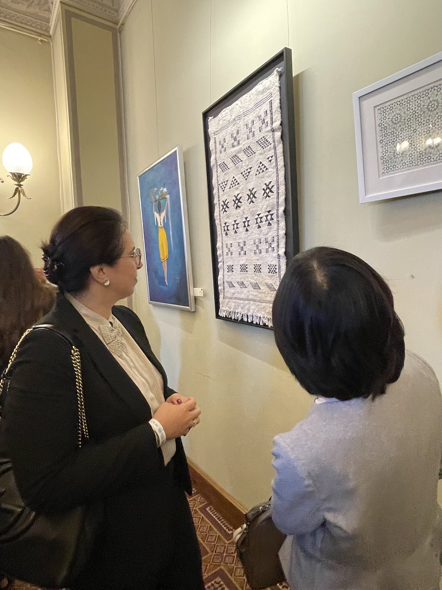 MoroccoInHUN's tweet photo. Ambassador Karima Kabbaj joined the #UN80 Conference in #Budapest, marking 80 years of the @UN.
At the #Art4Peace exhibition that followed, a #rug from the High Atlas was presented, reflecting the #Amazigh weaving tradition &amp; #Morocco’s message of #peace through #culture. https://t.co/09rqWdGGDj