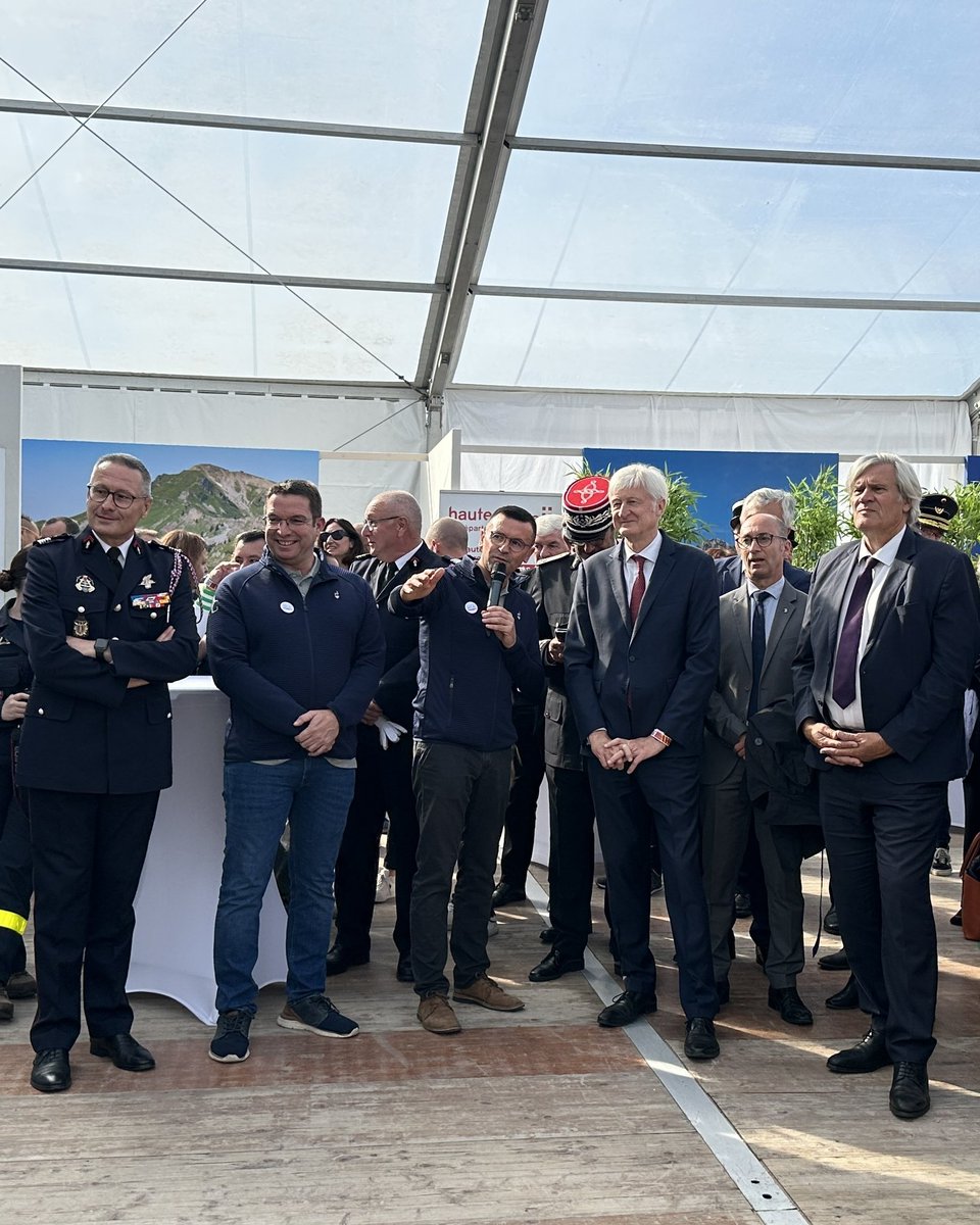 [📢LANCEMENT OFFICIEL]

Dévoilement ce midi de notre affiche et notre site Internet

Nous sommes présent au Mans jusqu’au 10 octobre. Venez vous informer sur notre espace au salon du <a href="/cnspf2025/">cnspflemans2025</a>  [stand ext 114] 

#mondialsp2026 #cnspf2026 <a href="/PompiersFR/">Pompiers de France</a> <a href="/SDIS_74/">SDIS 74</a> <a href="/udsp74/">Union départementale des sapeurs-pompiers 74</a>