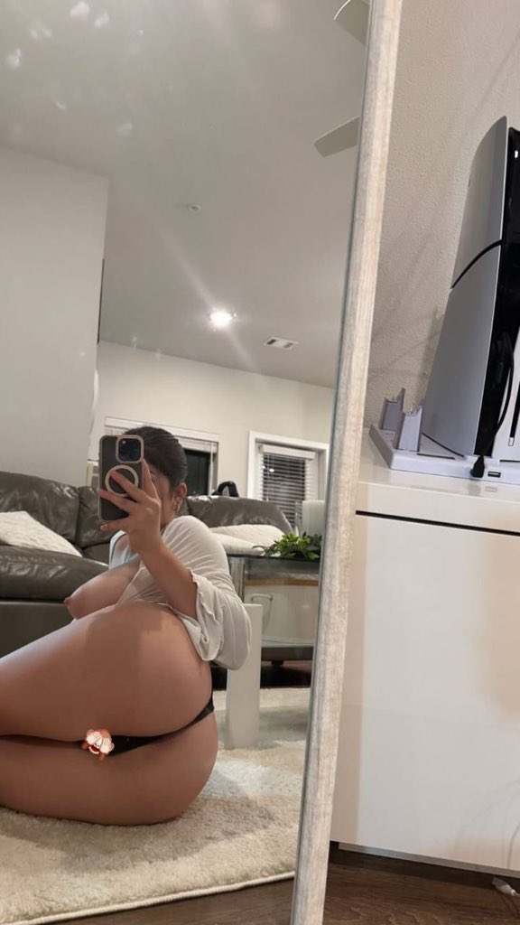 유두가 넘 커서 ㅠㅠ
😋😋