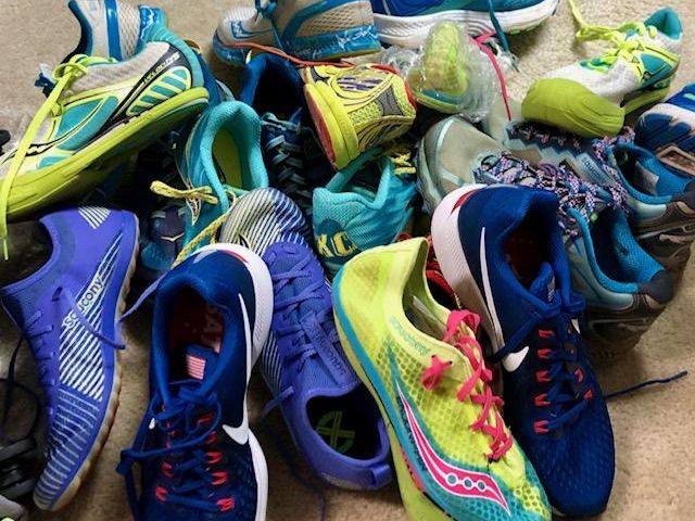 balancedrunning's tweet photo. Rise &amp; Run ~ Jumpstart your healthy holidays season🕯️ - https://t.co/wgZHlyKjyH https://t.co/cGADxe0WlO