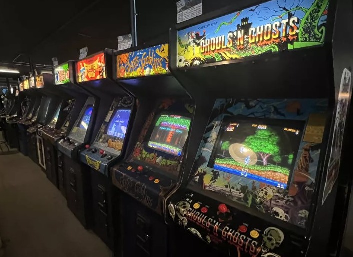 Retro Replay tweet media