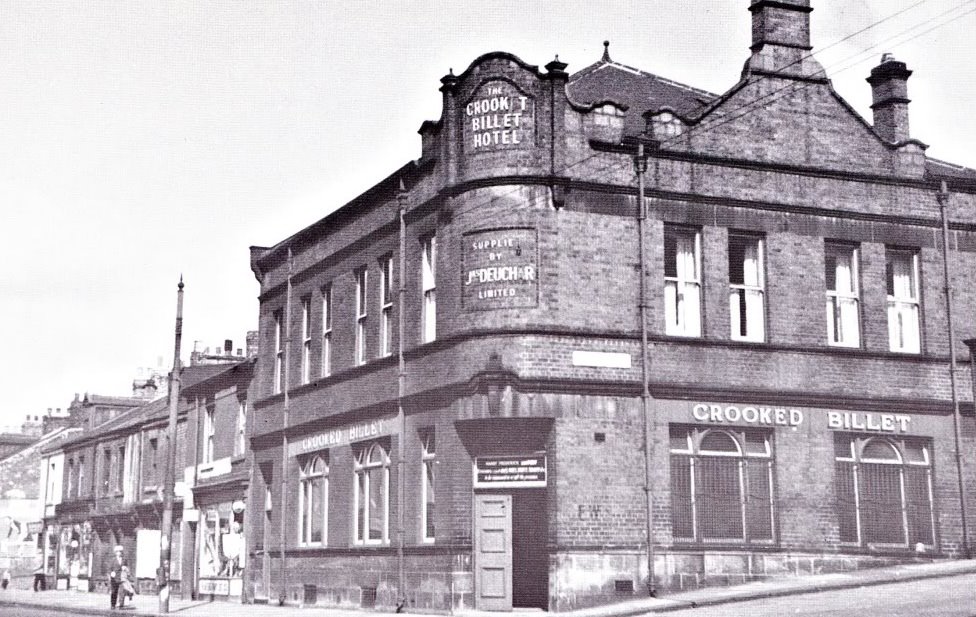 TyneSnapper's tweet photo. #Elswick Hadn't realised that there was an area in Elswick known as Crooked Billet, I knew about the Crooked Billet Hotel.
Newcastle Weekly Chronicle of 8th October 1887 indicated upwards of 10,000 lived in the area and proposals had been for its own railway station. https://t.co/A4z8mDVnHA