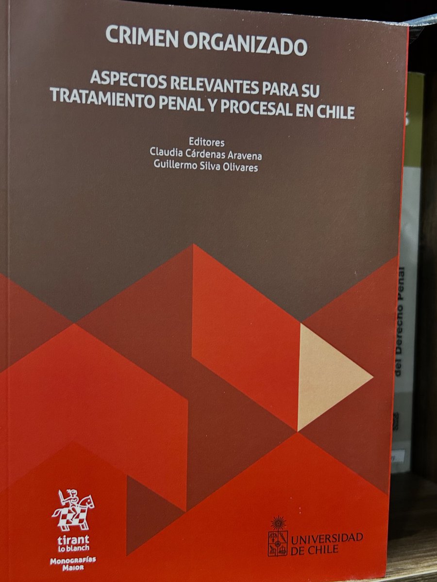 Un saludo muy cordial. Ya está disponible en @tirant_chile @tirantcolombia la última obra en la que participé como coautor. Bienvenidos todos los comentarios y sugerencias, bienvenido el debate. Esta obra es trabajo colectivo apoyado por la Universidad de Chile. <a href="/uchile/">Universidad de Chile</a>