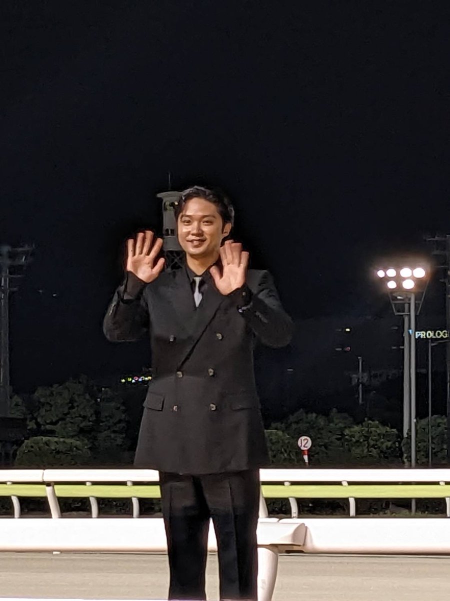 tsubuyaku____'s tweet photo. 磯村勇斗さん、笑顔が素敵でした！ https://t.co/HPWyTYN0xb