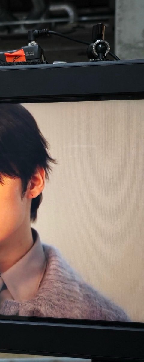 Every gaze finds its mark—a stroke of azure feathers meets a steady yet fierce stare, forging a contrast sharp as dawn steel and quiet as smoke. Beneath the stillness lies a silent weight, an elegance carved from restraint—strength in silence, beauty that never begs to be seen.