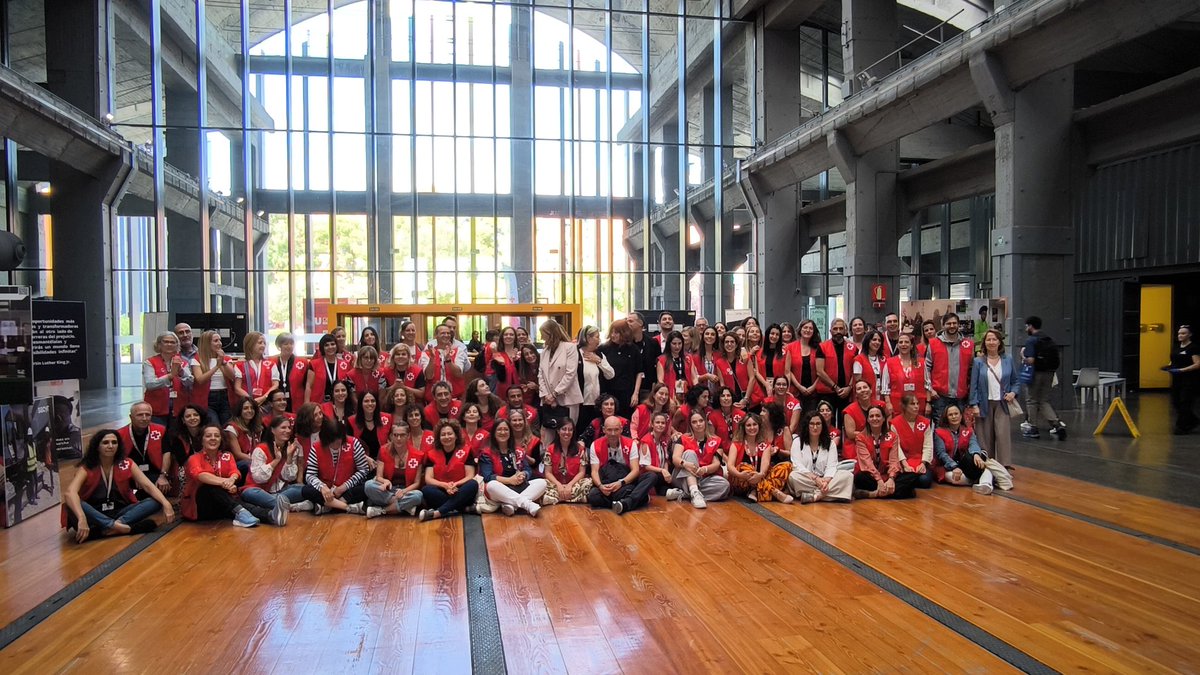 <a href="/CruzRoja_Empleo/">Plan de Empleo de Cruz Roja</a> <a href="/LaNaveMadrid/">La Nave</a> Gracias a todas las personas participantes, a las empresas asistentes y a nuestro equipazo de <a href="/CruzRoja_Empleo/">Plan de Empleo de Cruz Roja</a> por hacer posible, un año más, nuestra #FeriaEmpleoCruzRoja. 👏🏻