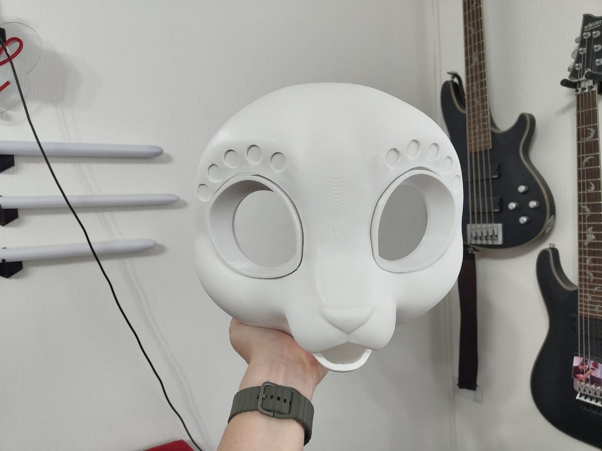 CFerretCraft's tweet image. Fursuit base for sale! $60 + shipping 👾 

#furry #fursuit #fursuitbase #fursuitforsale