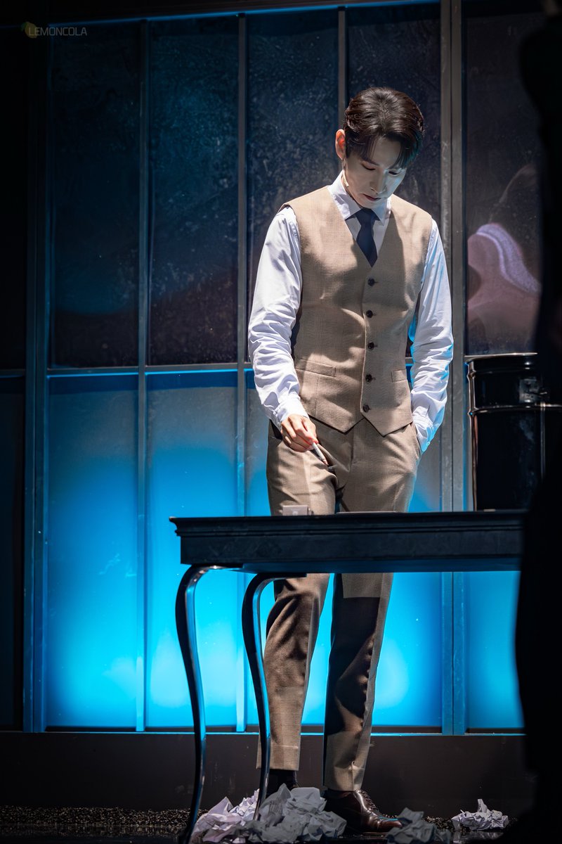 250914 플레임즈
스페셜 커튼콜 NIGHT OF THE FIRE (Edmond's Version)
#강정우 에릭