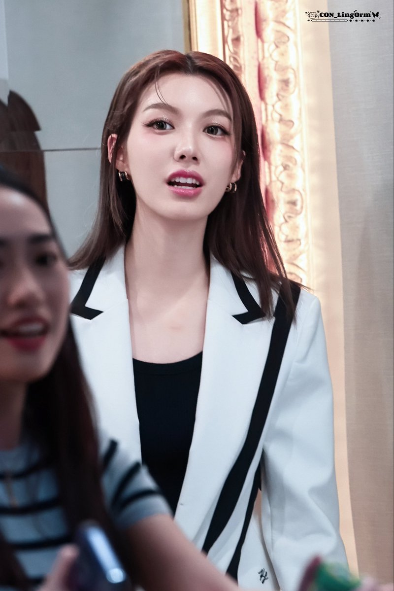 Con_Lingorm's tweet image. 251008
ceo orm

MAJOR FANDOM LINGORM
#หลิงออมดูธี่หยด3กับธี่รัก