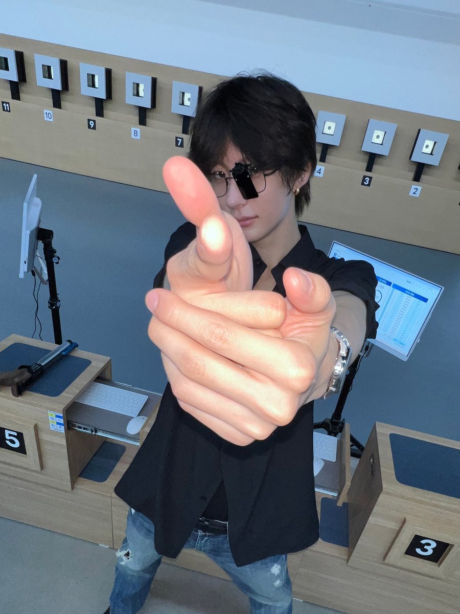 #ANTON riize instagram post update