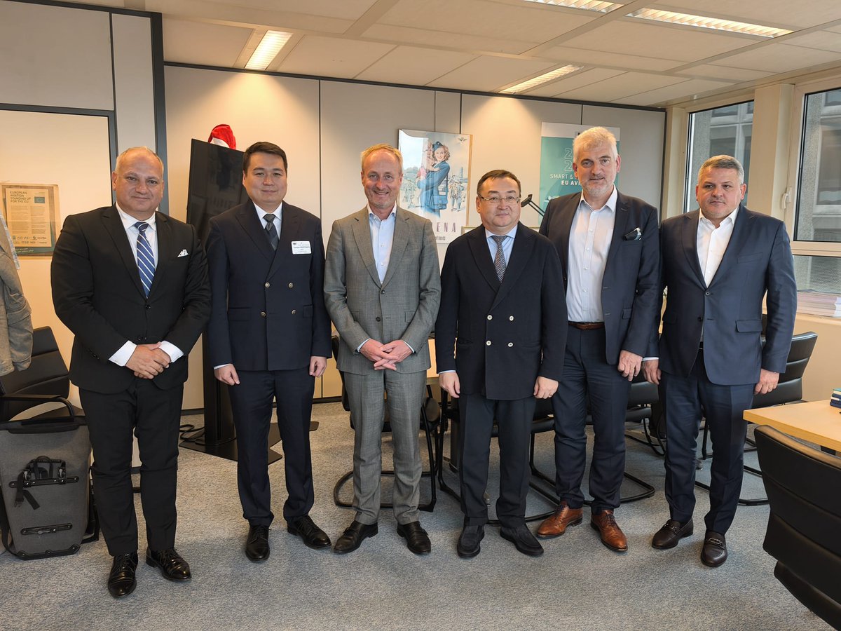 kgembassybe's tweet photo. Amb. Aidit Erkin was delighted to take part in another productive meeting btw #CAAkg Director Mr. Bostonov & Mr. Cornelis, Director for Aviation, #DGMOVE. Highlighting 🇰🇬’s positive aviation progress & reaffirming commitment to sustainable & secure air connectivity btw✈️🇰🇬 & 🇪🇺. https://t.co/fjOVYVUpVs