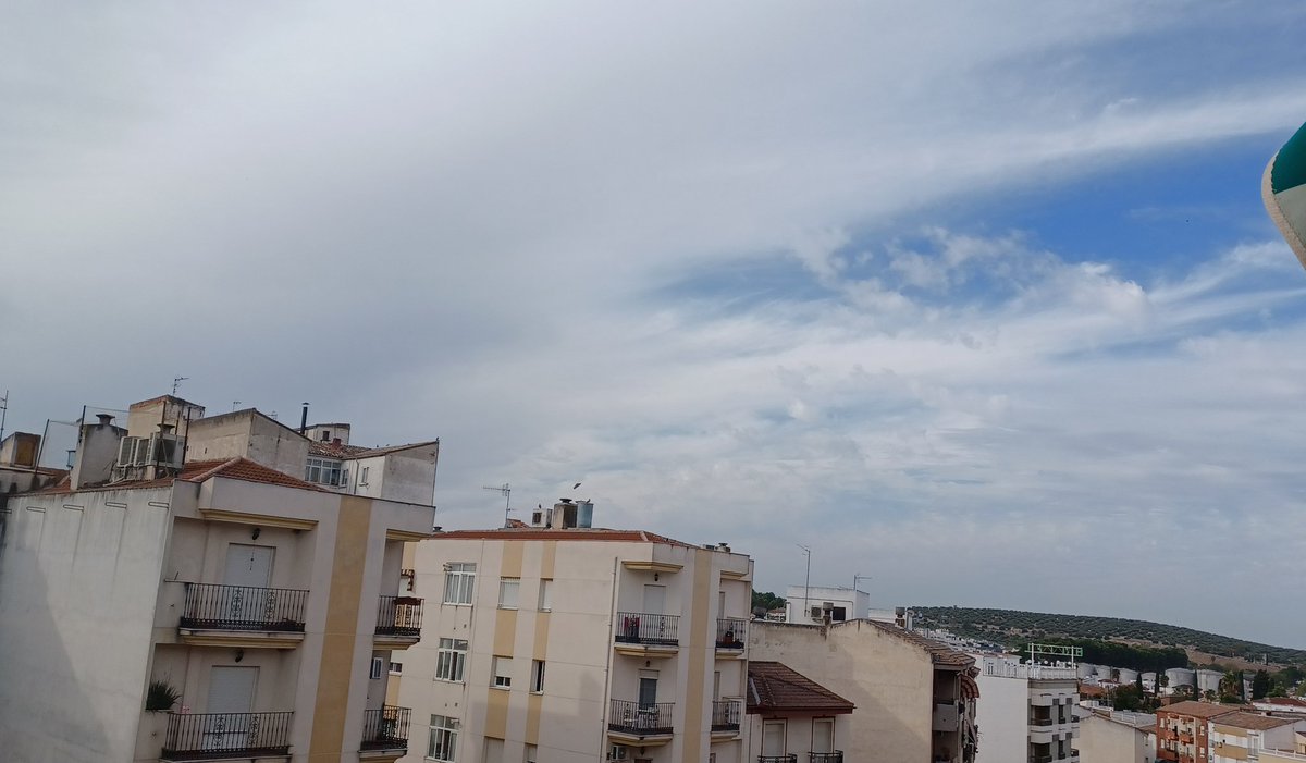 Amanecer del hoy miércoles en ...
<a href="/anamaria190977/">Ana María Herrero</a> <a href="/josep_pujol1/">jose pujol</a> <a href="/meteo_fuensanta/">ABELARDO OLMO</a> @jesusrockst <a href="/Mariche_C/">Mariché C.</a> <a href="/xusvalencia/">Jesús🦇Martínez📸</a> <a href="/javioru/">Javi Martinez</a> <a href="/meteocastuera/">Álvaro Hurtado ™ ⛈️ 🌬☔️⚡️📸📹</a> <a href="/PresumodeMalaga/">Macu Pérez</a> <a href="/El_Neyra/">El_Ne¥ra™</a> <a href="/jacobpetrus_tve/">Jacob Petrus</a> <a href="/tiempobrasero/">Tutiempo</a> <a href="/aquilatierratve/">Aquí la Tierra</a> #compartetuamanecer