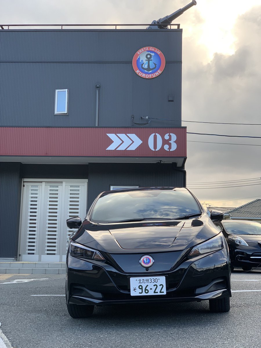 #10年新車入れ替え 
黒船号2号車、出航。

鋼の船体に魂を吹き込む。  
それは、日々のパトロールという名の航海を支える“黒き翼”。  
新しい航路を拓くため、今日も静かにエンジンが目を覚ます。

#黒船満 #クロフネマン部隊 #Eretz #新車 #出航式