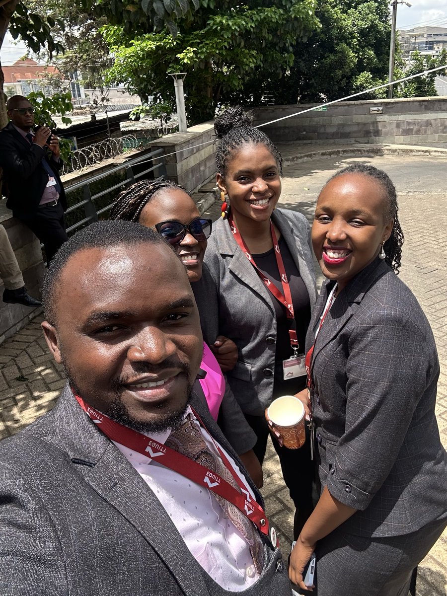 maximo_ug's tweet image. How did you  celebrate your customer service week