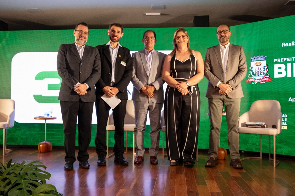 🇧🇷 Birigui, Brazil, launches a pioneering circular waste management pilot with UNEP-IETC!

The project promotes waste reduction and a “waste as a resource” approach from #GWMO2024 — aiming to make Birigui a model for sustainable urban waste systems.

🔗wedocs.unep.org/bitstream/hand…