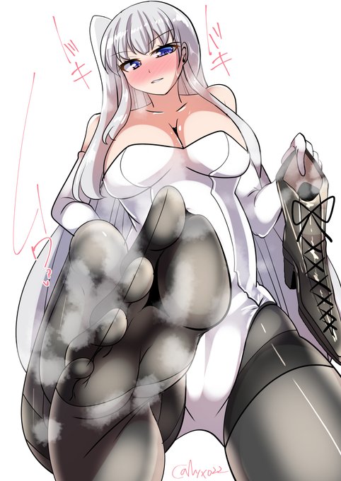 「足裏か…致し方ないな……///」      
ムレムレ黒タイツ冬月さん(ˇωˇ)   
連続2040日目   
#艦これ版真剣お絵描き60分一本勝負_20251008 
#艦これ版真剣お絵描き60分一本勝負 
#10000日チャレンジ #めび環んどろ 
#冬月 