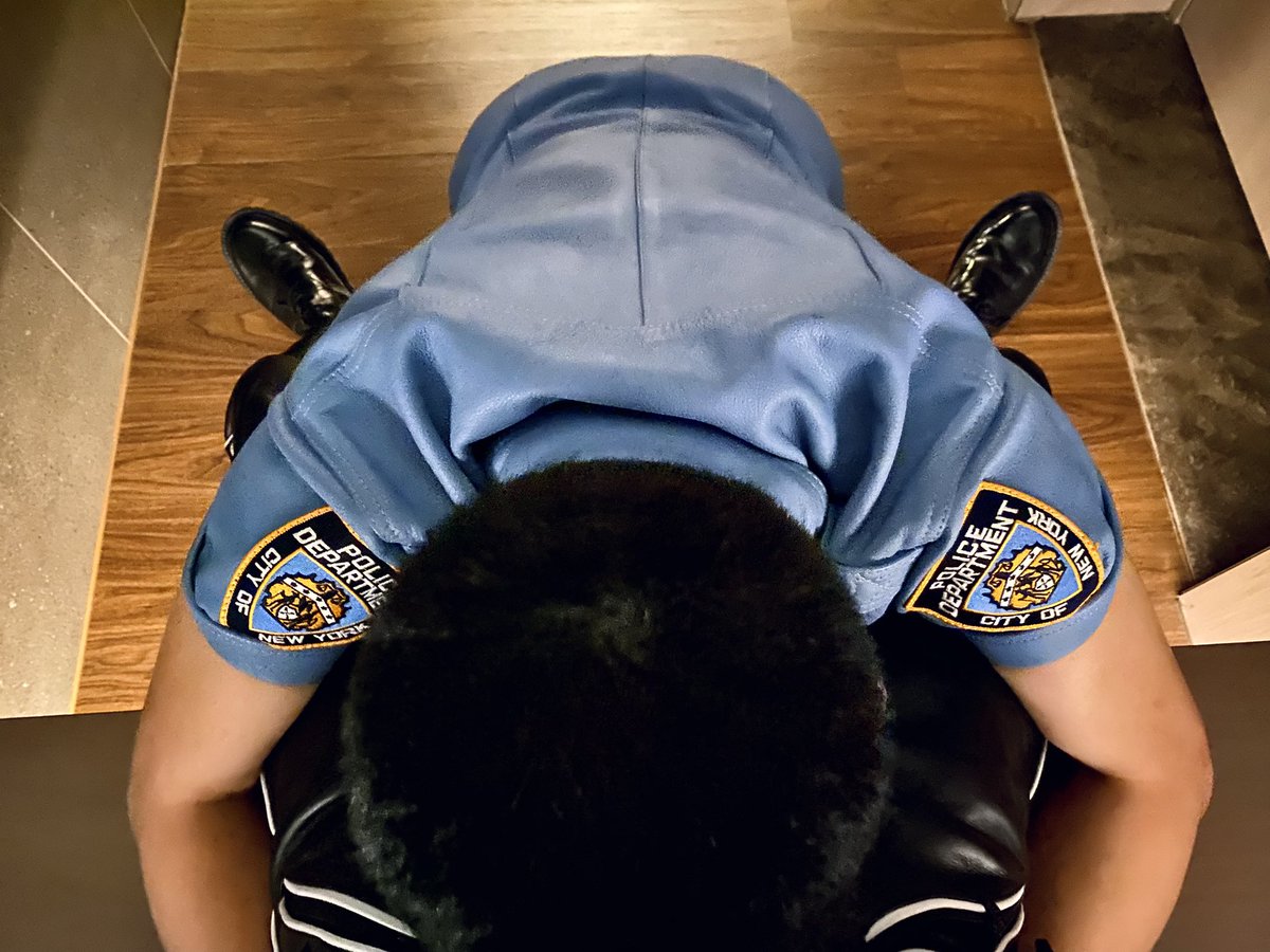 Leatherbubu (@leatherbubu) on Twitter photo 