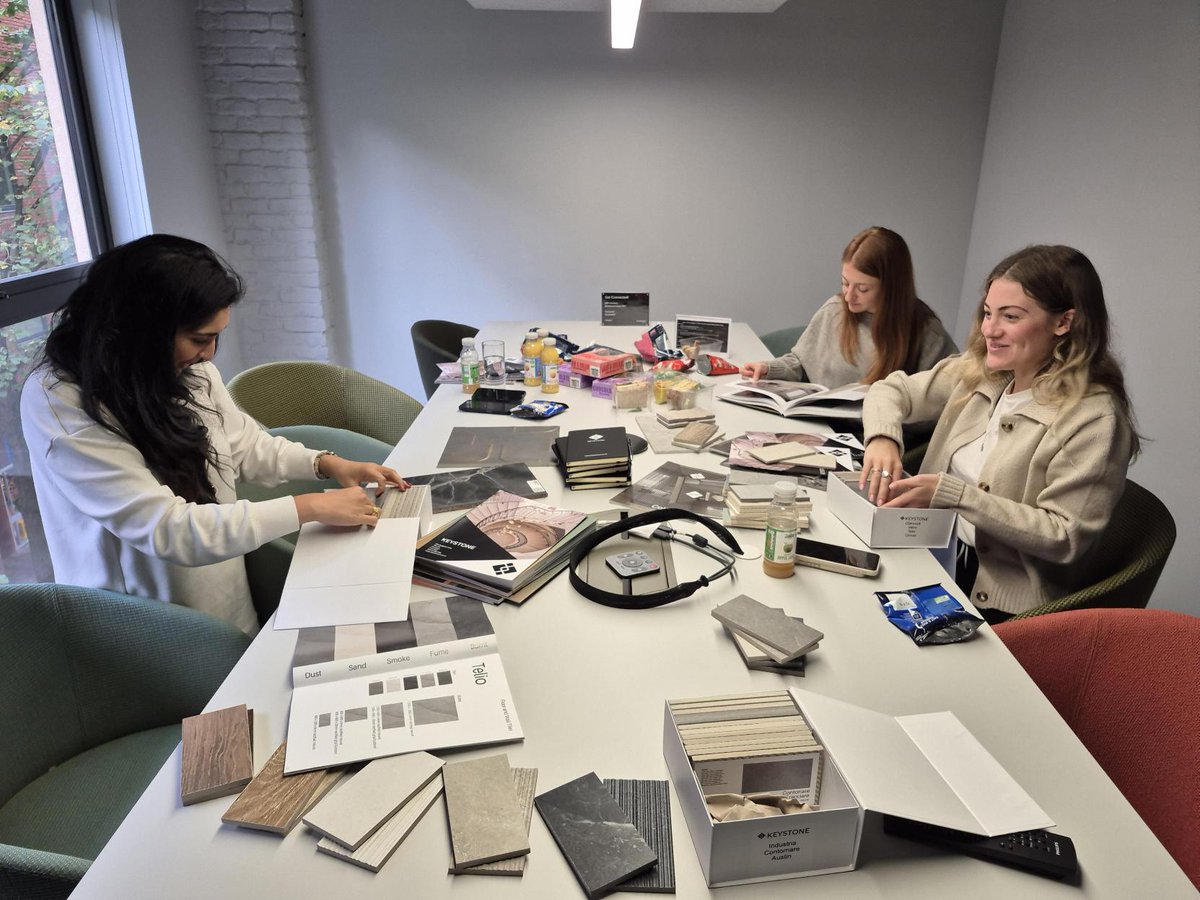 Keystonecouk's tweet image. Lunch and Learn today with the Studio Collection brochure. Having a great time here in Manchester!

#LunchAndLearn #StudioCollection #LearningTogether #ProfessionalGrowth #KnowledgeSharing #Collaboration #DesignInspiration #CareerDevelopment #TeamLearning #CreativeGrowth