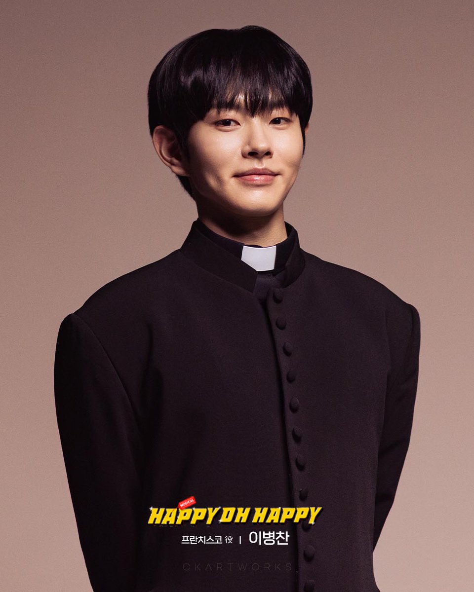 CK_ART_Works's tweet photo. 뮤지컬 <해피 오! 해피>
가을 맞이 해피파이브 New 프로필 사진 대방출!!

⛪️🐏🙏🍀👋

"위기가 뭔데! 하면 되지! 여러분과 함께! 위하여!!"

순수하고 엉뚱한 막내신부
프란치스코 役 이병찬 배우

💜🩵💙💚💛🧡🩷❤️ https://t.co/fNlJ9nKKlX
