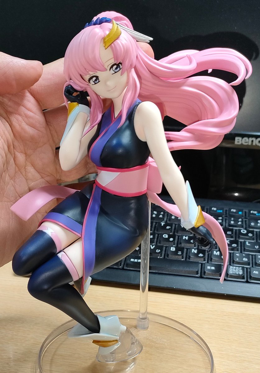 ポンポン (@pon_pon_pina) / X