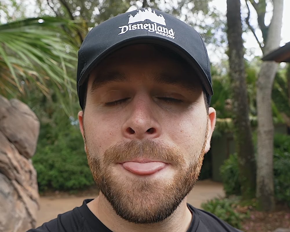 SarinGasFelon's tweet image. same useless shit, different day 👅 #SSDD #grifter #gypsy #disneygrifter