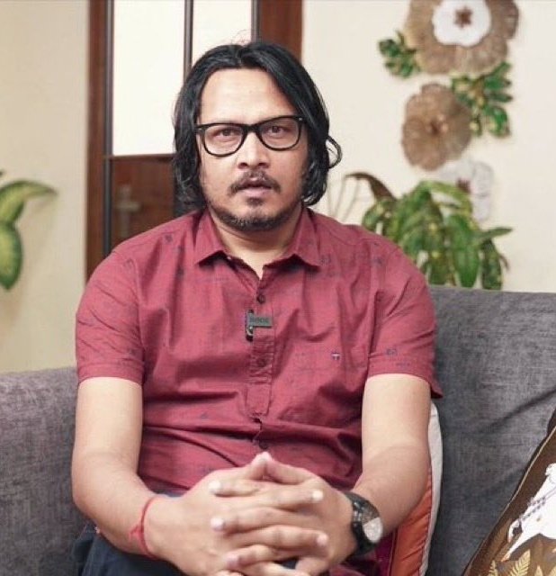 पंजाब से इस वक्त एक बड़ी ख़बर आ रही है।

जस्टिस गवई पर जूता फेंकने और सोशल मीडिया पर उनके खिलाफ अभद्र टिप्पणी और विडियो शेयर करने के मामले में पंजाब पुलिस ने 50 से अधिक लोगों पर FIR की है।

इसमें सभी बड़े यूट्यूबर शामिल हैं। आम आदमी पार्टी की सरकार इसके लिए धन्यवाद के पात्र है।