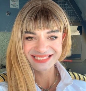 La aventura electoral de La Libertad Avanza resumida en 3 fotos