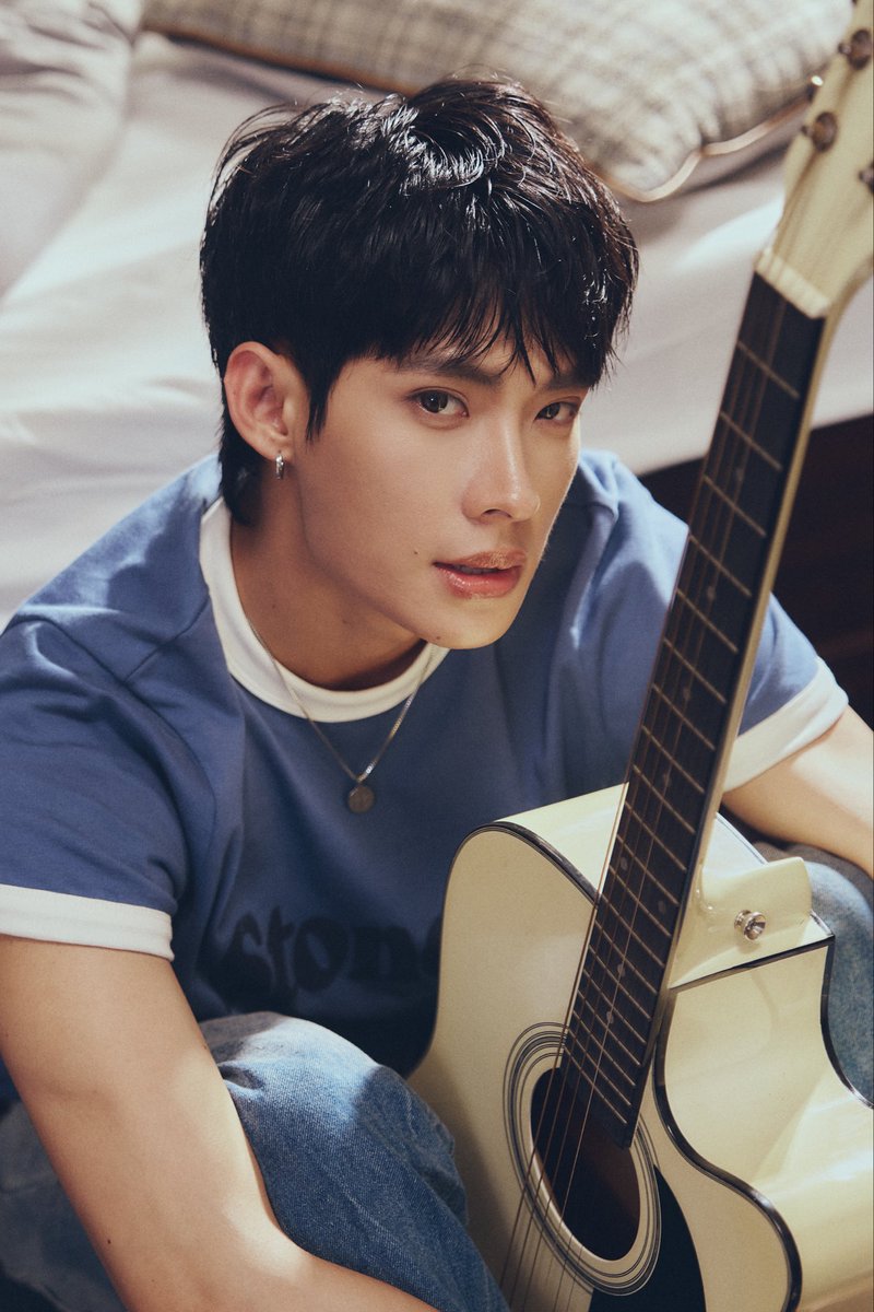 DEXXofficialTH's tweet photo. TUTOR🎸

DEXX CONCEPT VIDEO
#DEXX_ConceptVideo
#DEXXth
#TUTOR_DEXX
#DMDMUSIC https://t.co/UqlrW6VbN4