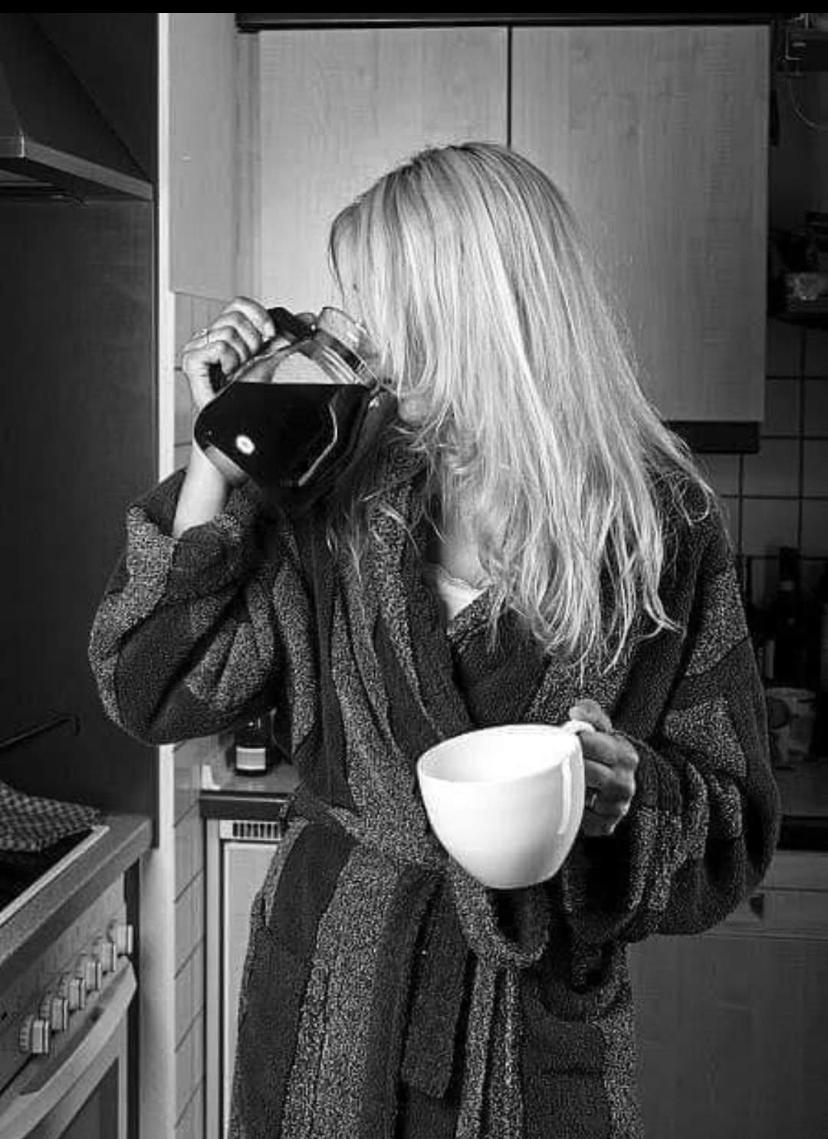 - Cafecito??
- Cafecito!!
Excelente día a todos!#FelizMiércoles 😊💃🪗