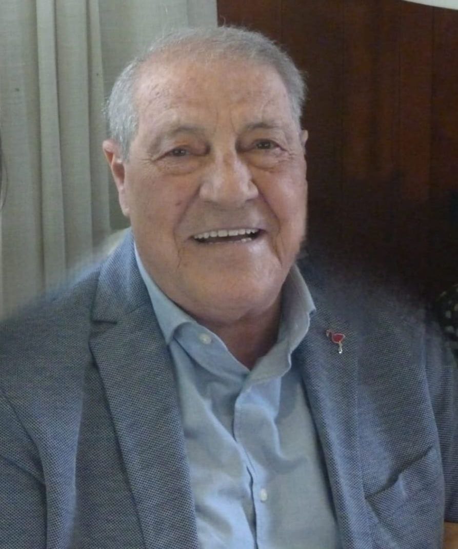 Con dolor os comunicamos que esta mañana ha fallecido nuestro compañero José María Gil.
Chema fue concejal de <a href="/IzquierdaUnida/">Izquierda Unida🔻🇵🇸</a> durante varias legislaturas en el <a href="/AlpedreteAyto/">Ayto. Alpedrete</a>.
Estaremos en el tanatorio de Collado Villalba (sala 2) a partir de las 18:00, acompañando a su familia