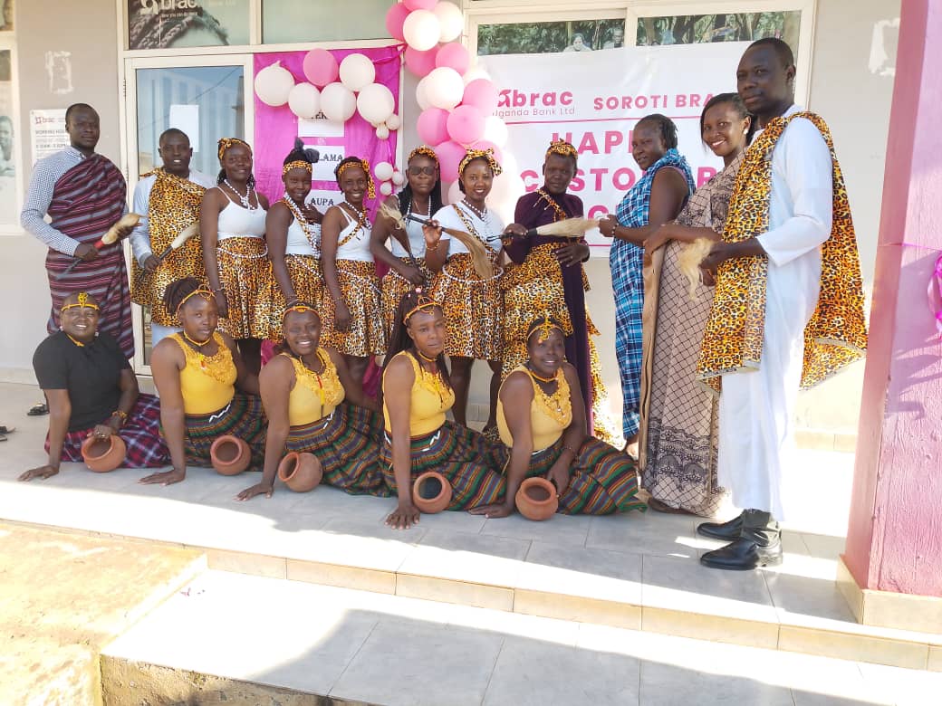 Bracbankuganda's tweet photo. Today we celebrate the cultural diversity of our customers and our staff members left no threads at home as they showcased different cultures across the country.
#CustomerServiceWeek2025
#CSWeek25 https://t.co/RomNEjLFjj