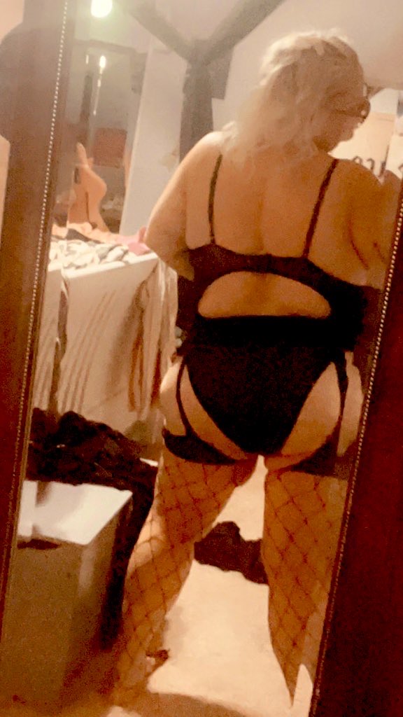 SouthernGurl Madonna 💘🤠ONLYFANS😈 tweet media