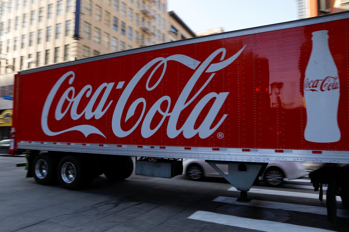 🔵MARKETEVANS: Coca-Cola lancerà mini contenitori da 7,5 once per alcune bibite negli Stati Uniti nel 2024.