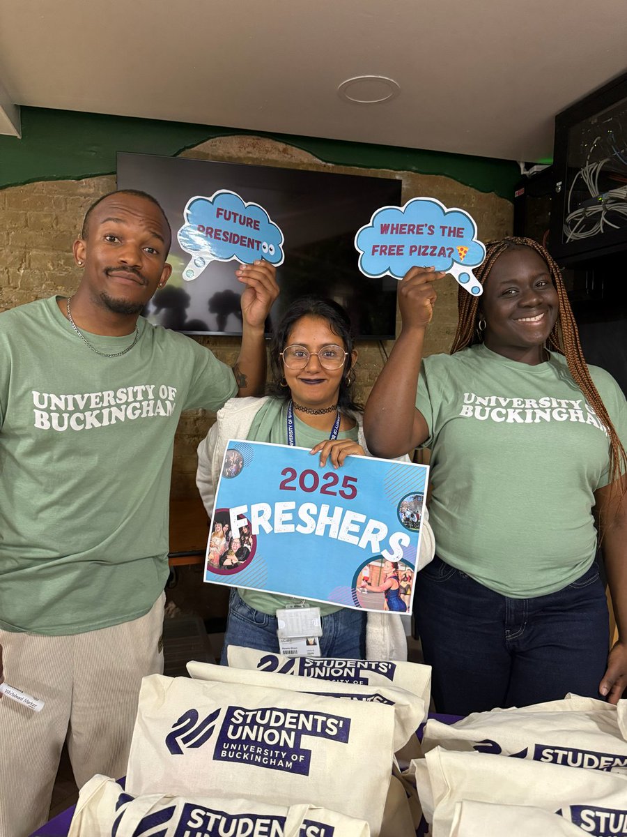 UniOfBuckingham's tweet image. Buckingham Freshers’ Sep 2025 was one to remember! 🎉🤩

#UniOfBuckingham #Freshers #University