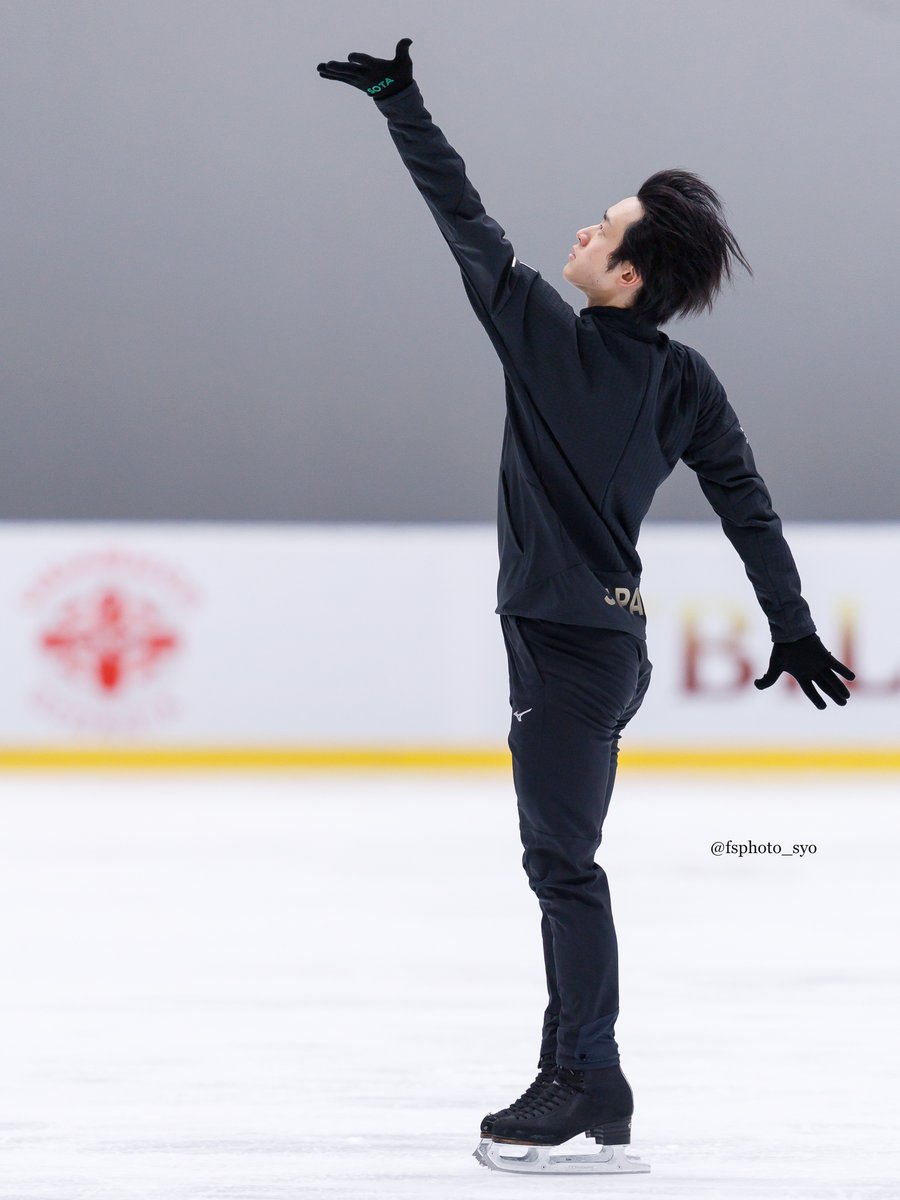 フィギュアスケート日本男子Fan Book : Cutting Edge 20… フィギュアスケート日本男子Fan Book : Cutting Edge 20… - メルカリ