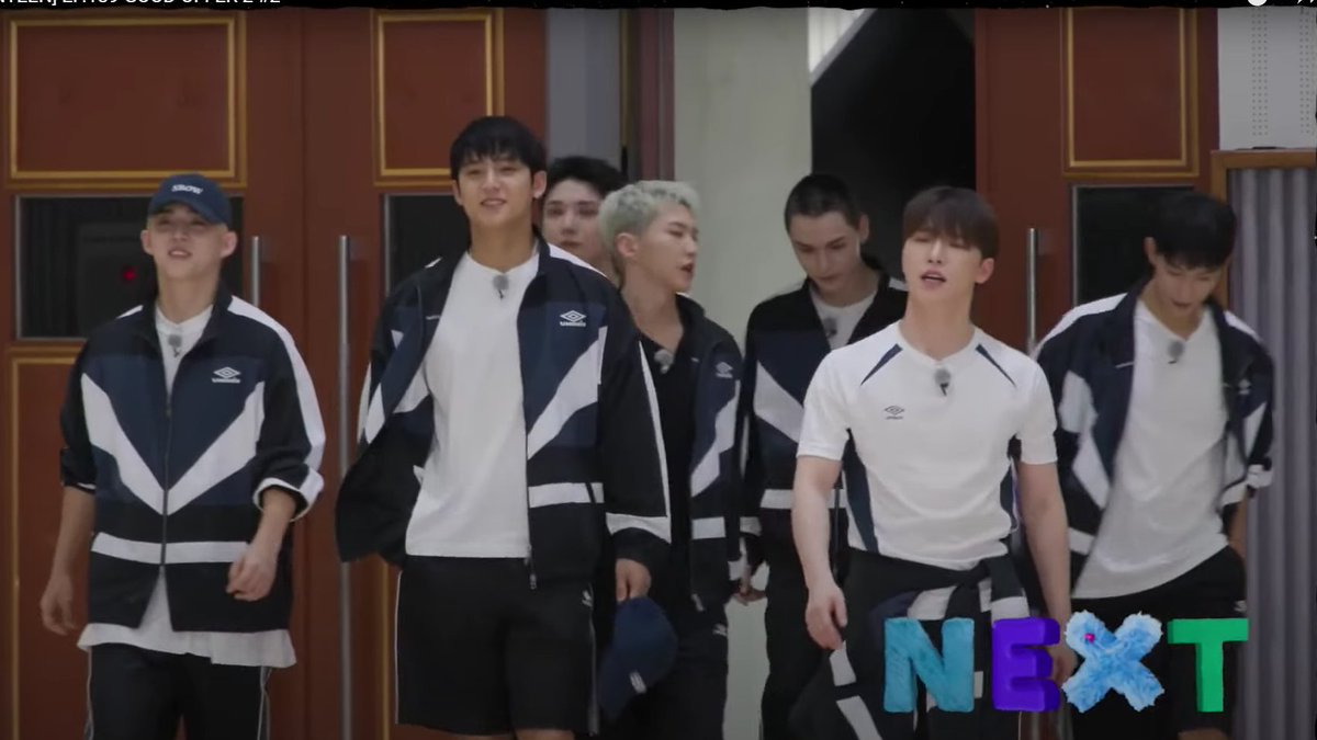 mingyursonly's tweet photo. not gonna lie, my jaw dropped when the gose teaser for next week came out...

THE ONLY ONE WITH HIS JACKET TIED TO HIS WAIST... yes dino, we can see ur arms better https://t.co/V8CUxdodp4