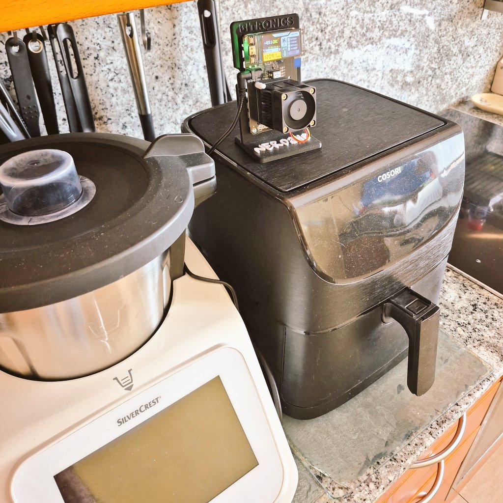 Bitcoin showcooking by Nerdaxe