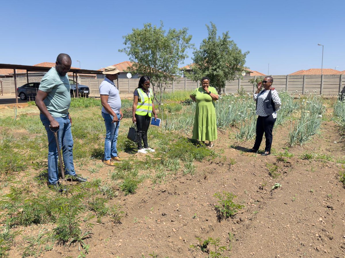 Tshwane Health Committee Chairperson Cllr Peggy de Bruin, visited Lotus Gardens Clinic today.

#Reaspana