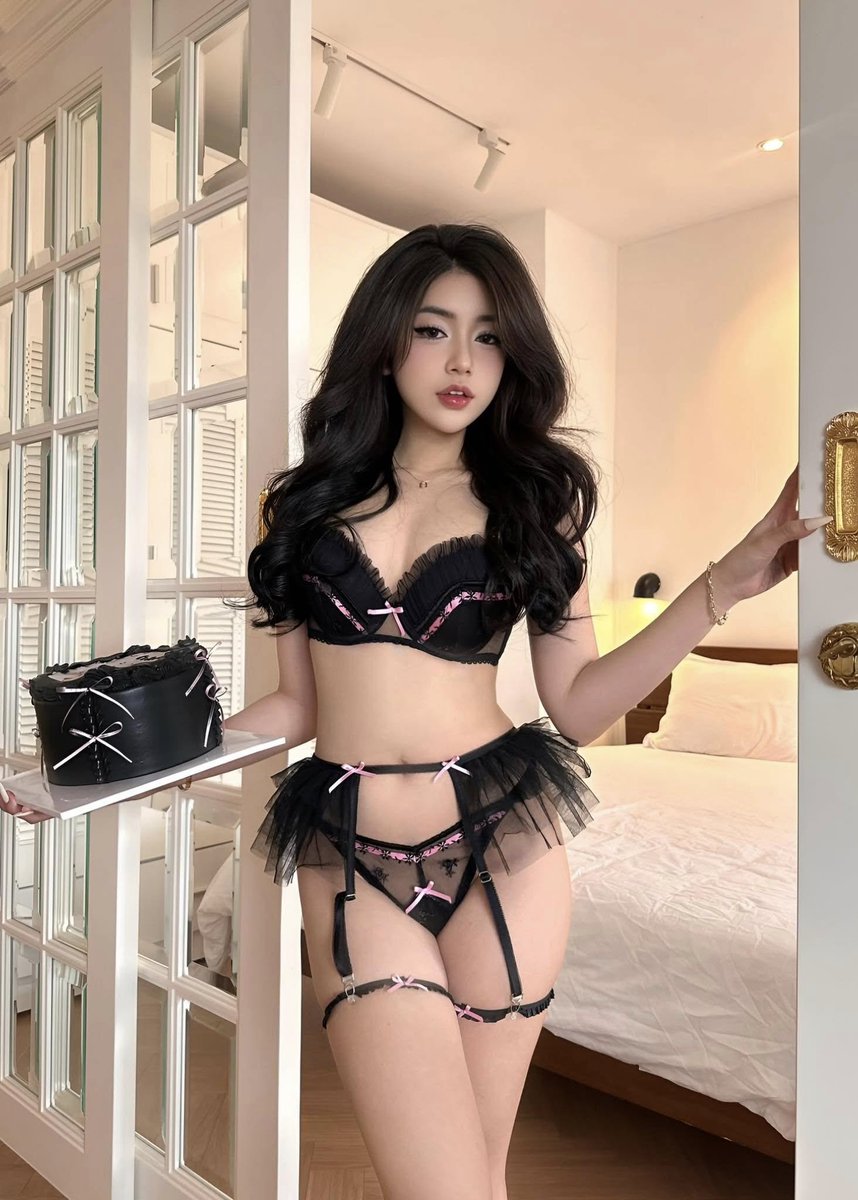 JoaneNicho19574's tweet photo. Thua Đát Kỷ mỗi cái đuôi thôi📷 https://t.co/R28d9cw4lQ
