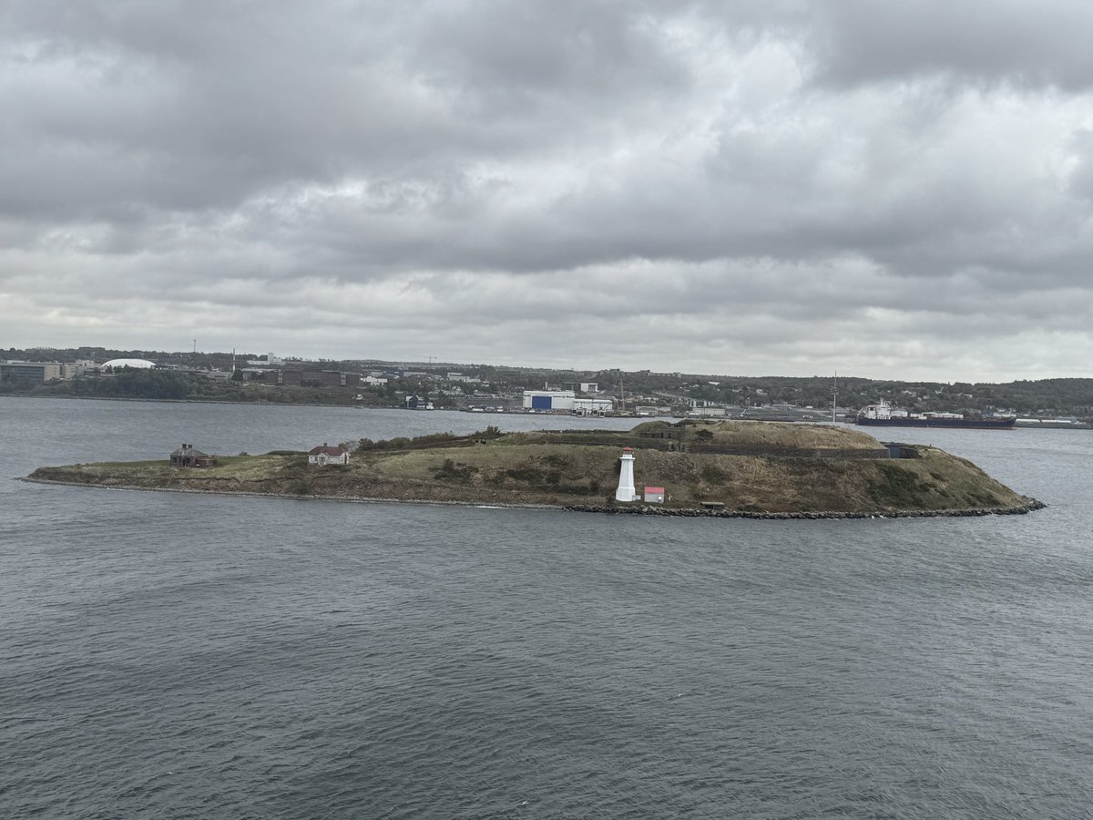 msudawg02's tweet photo. Halifax Nova Scotia @spann https://t.co/hjnQvtbTI0