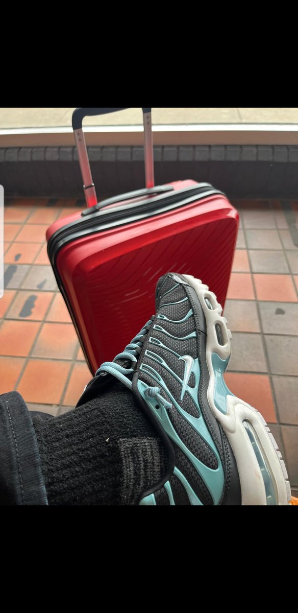 Master is going away ‼so lets get the tributes started you little gooners 😈

throne.com/alphadave