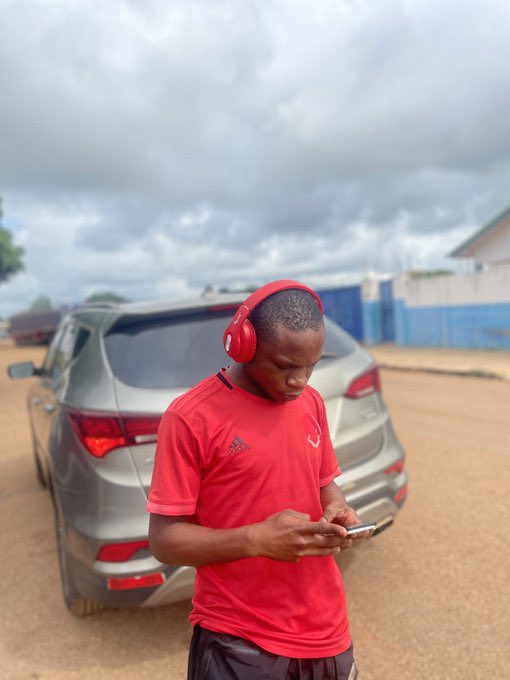 Man propose God dispose, most popular rising influencers <a href="/Esmart26/">𝔼𝕤𝕞𝕒𝕣𝕥😎</a>  just got himself a brand New car for himself, congratulations to him...😏
