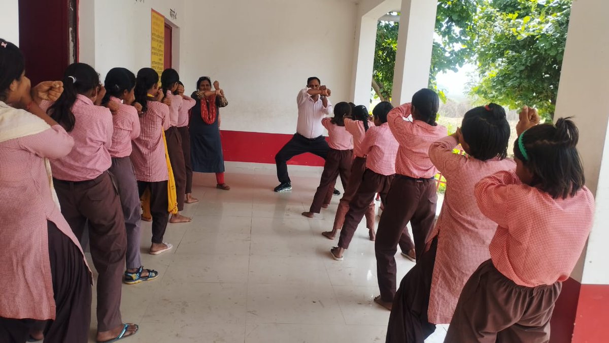 Mission Shakti Basic Education Meerut Mandal tweet media