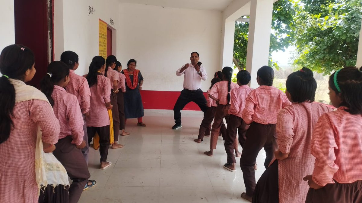 Mission Shakti Basic Education Meerut Mandal tweet media