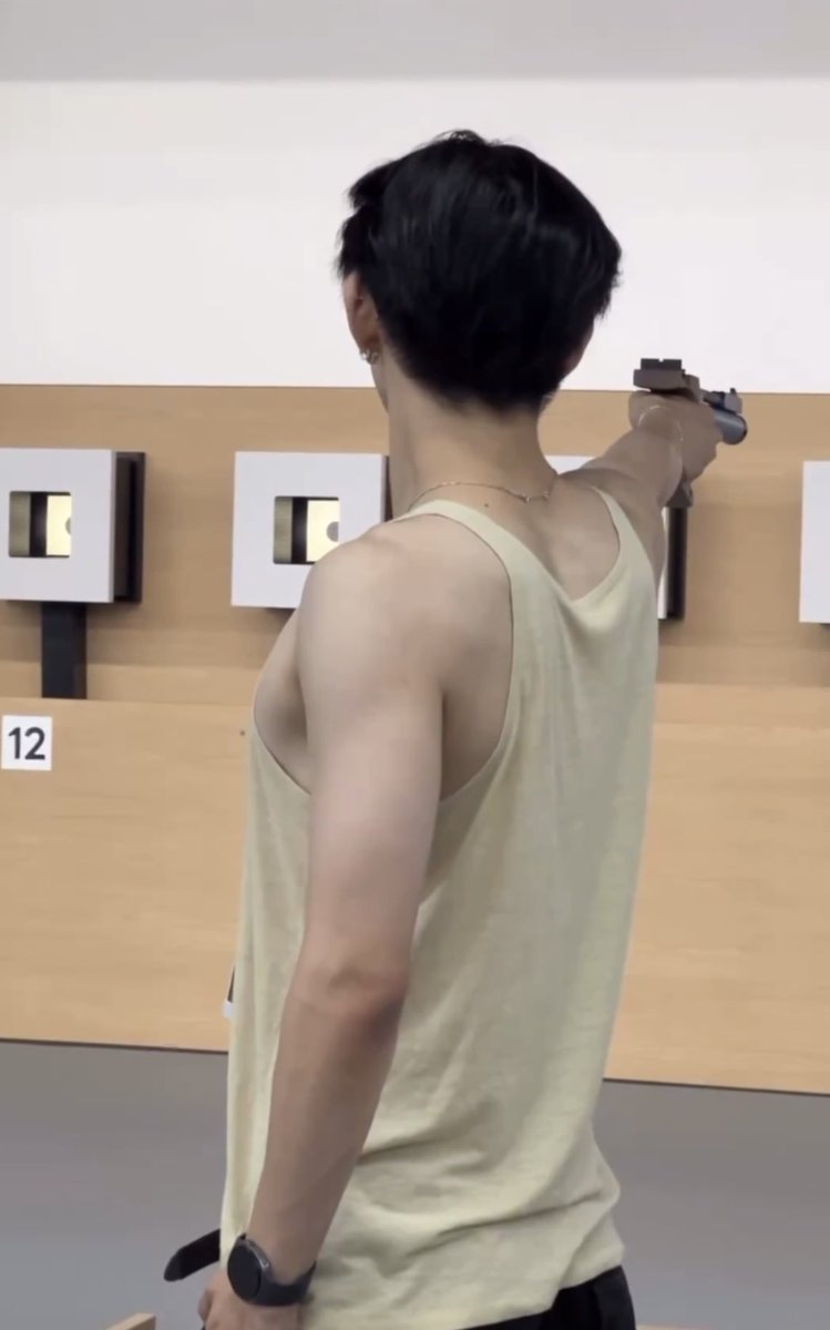 shoboro11's tweet image. 아니 요즘 쇼타로 이오빠가 외이레 ㅁㅊ
타로오빠… 나 다 알아들엇슨…
옆통두꺼움이인거… 진짜 잘 알겠슨………….제발그만