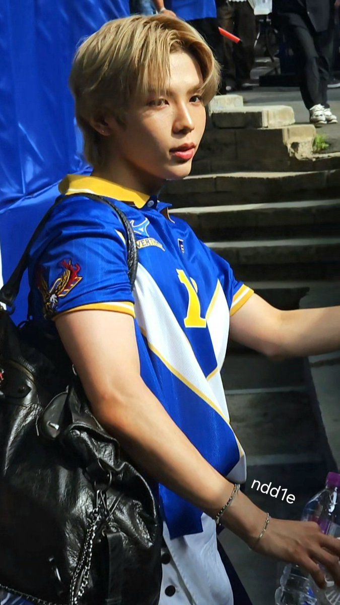 shoboro11's tweet image. 아니 요즘 쇼타로 이오빠가 외이레 ㅁㅊ
타로오빠… 나 다 알아들엇슨…
옆통두꺼움이인거… 진짜 잘 알겠슨………….제발그만