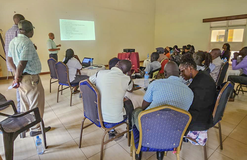UNOPSSouthSudan's tweet photo. Empowering Women in #EasternEquatoria! In collaboration with UNOPS, the Ministry of Gender, Child & Social Welfare convened stakeholders meeting in #Torit to validate the design of the upcoming Women’s Economic Empowerment Center, a key component of #SSWSEEP in #SouthSudan💪 https://t.co/ayaQ0VTZK8