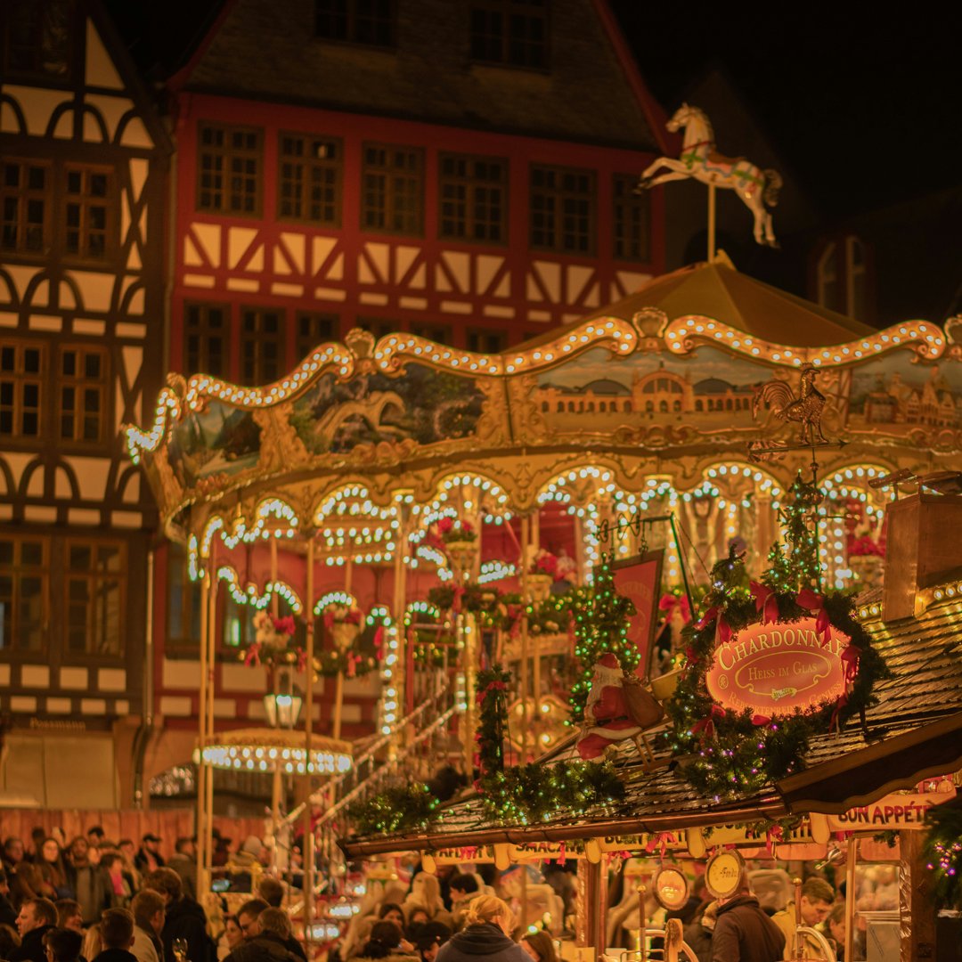 There's still time to snag your dream #Christmas Vacation! Travel to some of the best Christmas Markets in Europe this December. 
❄️Budapest, Vienna and Prague
❄️Warsaw and Krakow
❄️Zagreb, Ljubljana and Munich
Visit our website for more info or give us a call!
#celtictours