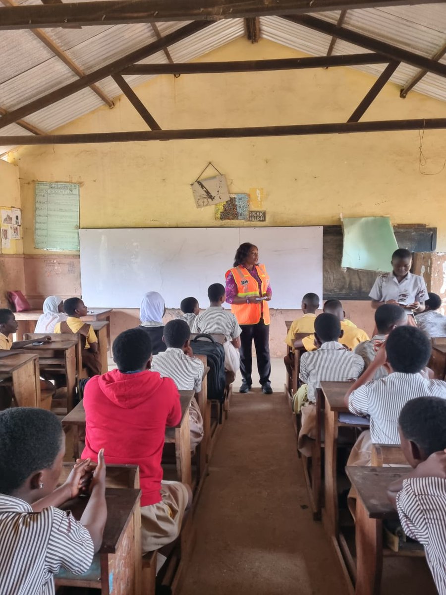 nadmoSTMA's tweet photo. Today, 8th Oct 25, we have kick-started IDDR2025, with a sensitization talk at Nana NKETSIA Basic School at Essikado on disaster types, flooding tips, and its effects and a brief  Concept on the celebration of IDDR2025.
#DRRday 
#ResiliencePays https://t.co/cHjVyK0Wh5